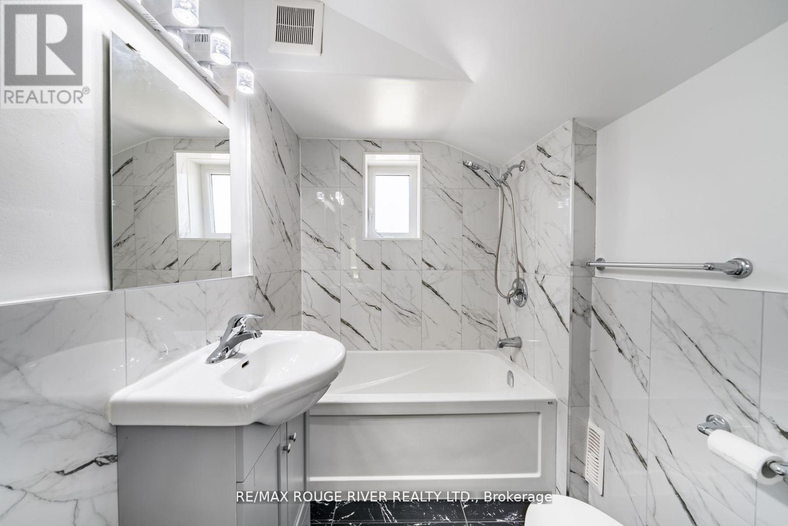 513 RITSON ROAD N - 17