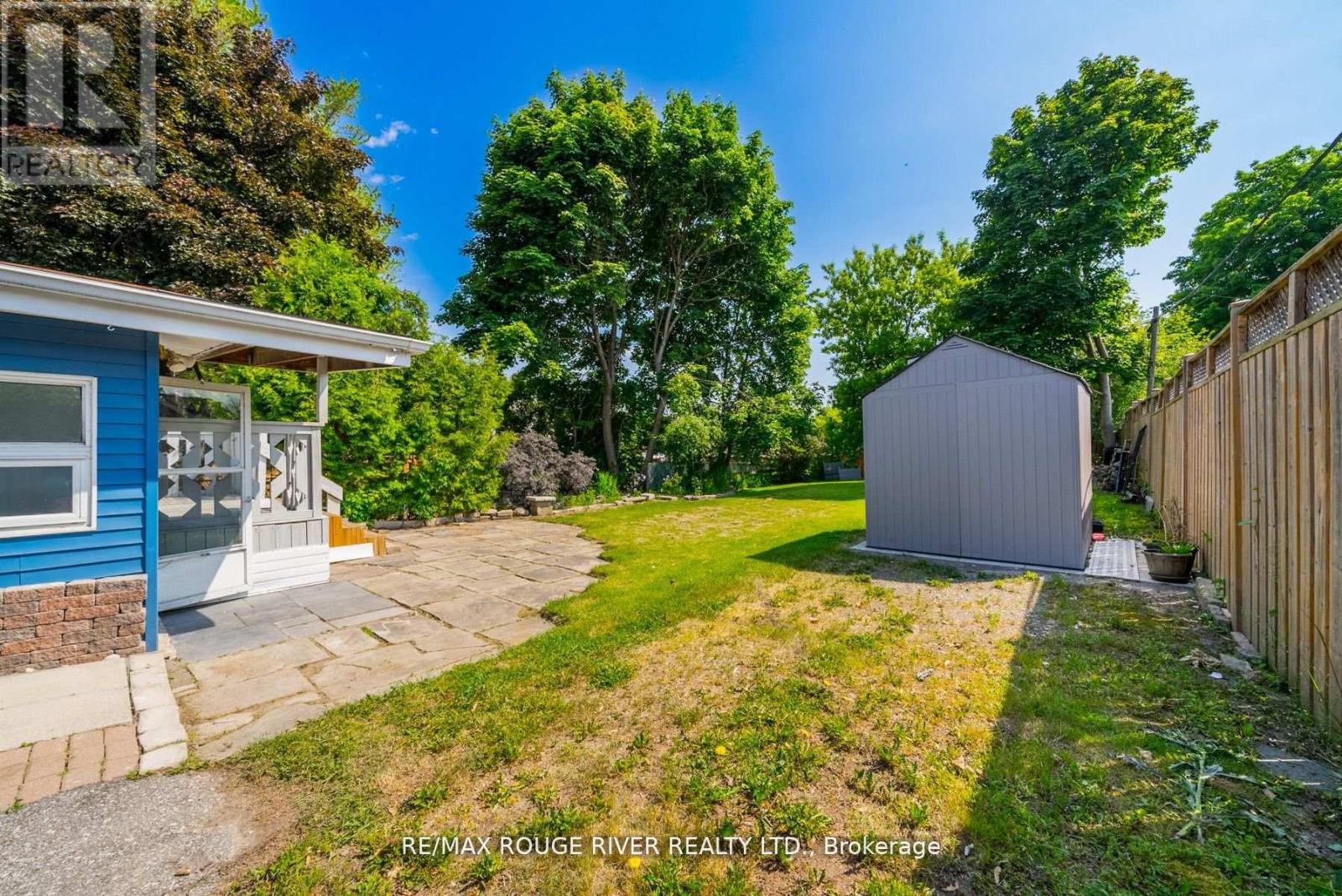 513 RITSON ROAD N - 25