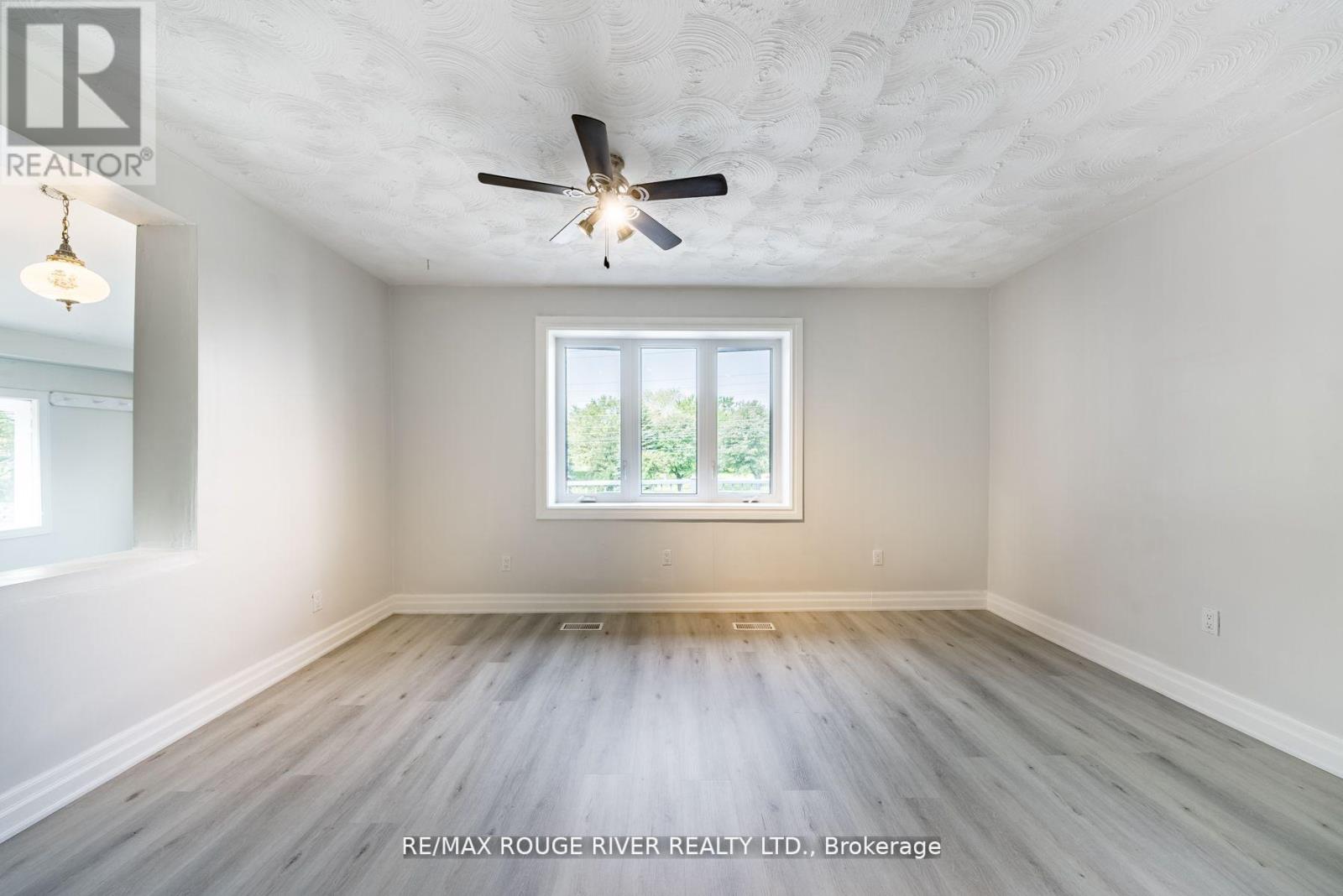 513 RITSON ROAD N - 6