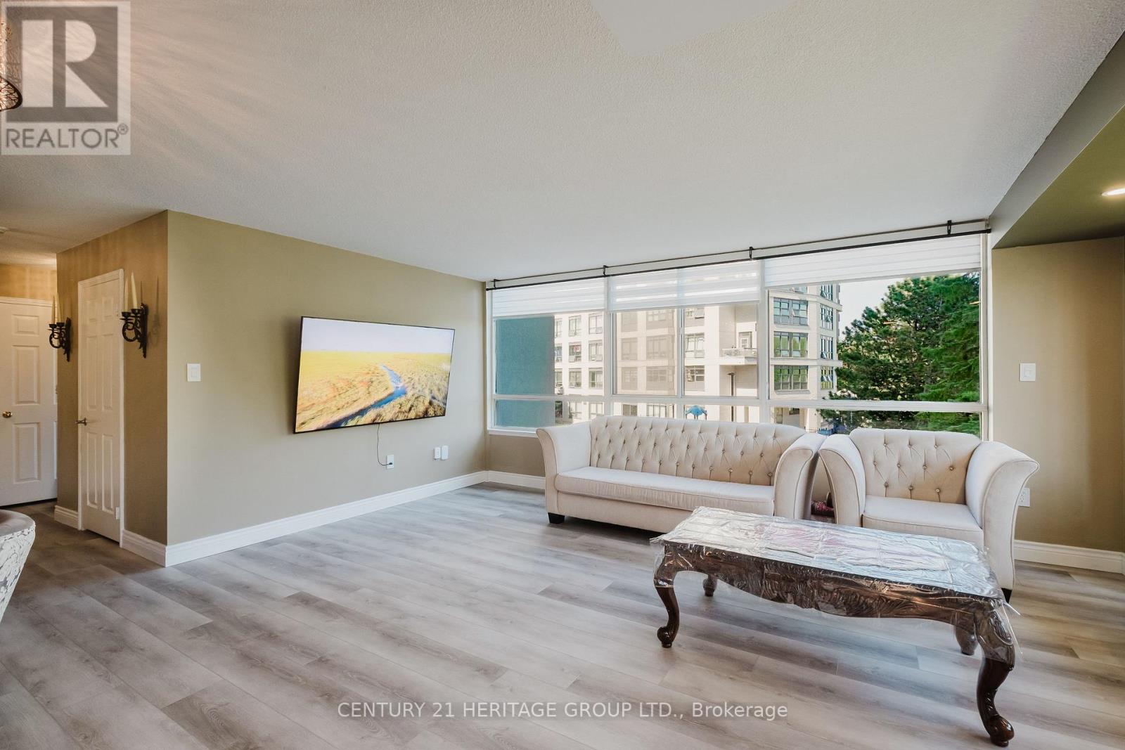 #209 270 DAVIS DRIVE - 13