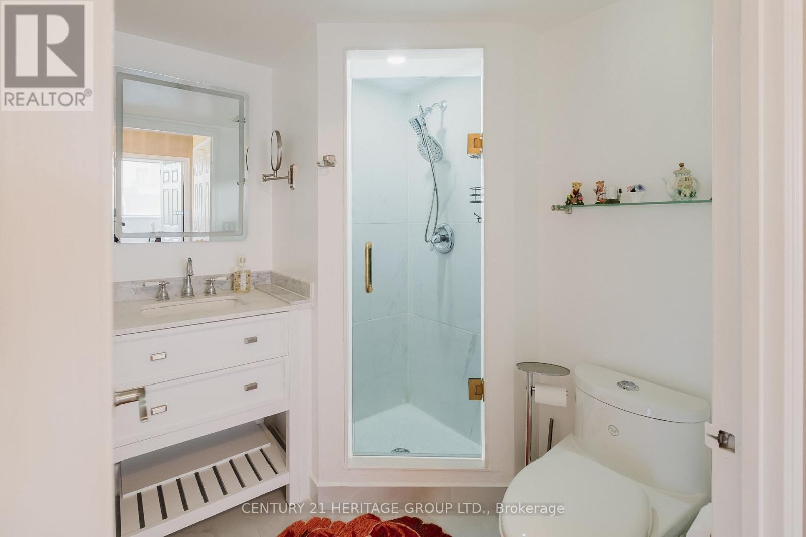 #209 270 DAVIS DRIVE - 17