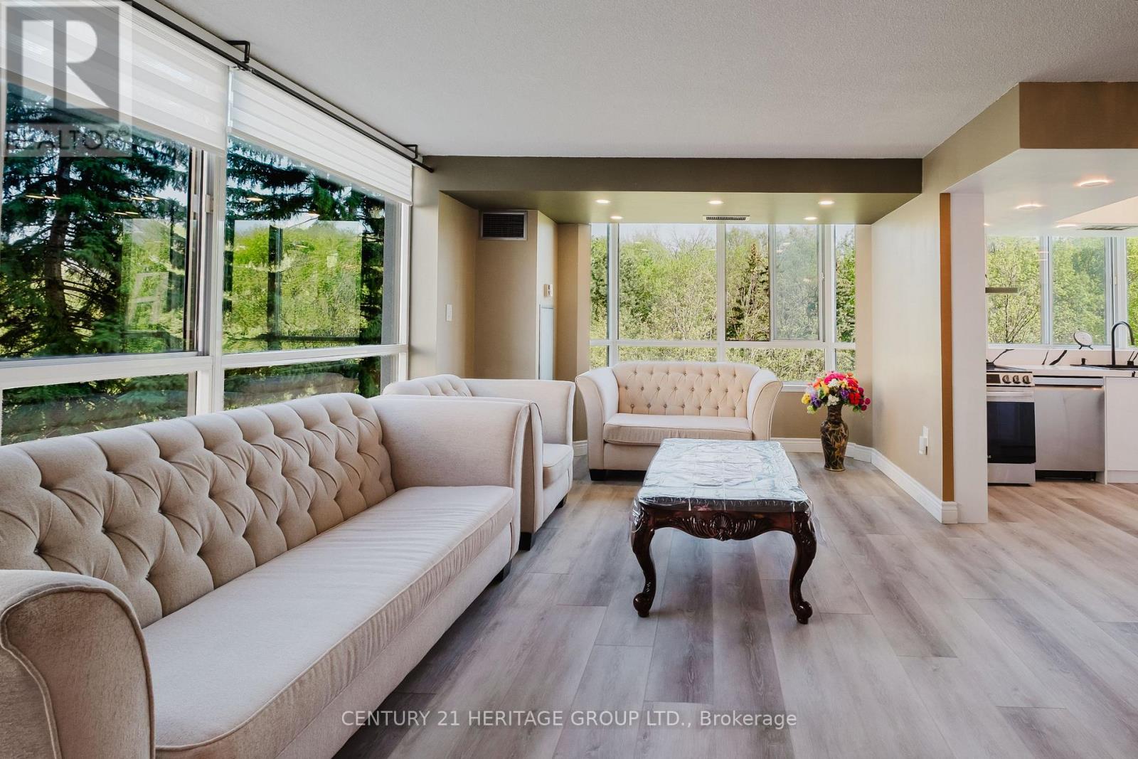 #209 270 DAVIS DRIVE - 8