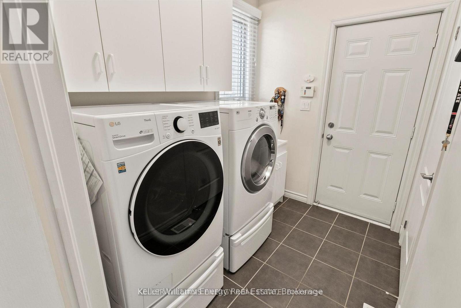 2258 PINDAR CRESCENT - 23