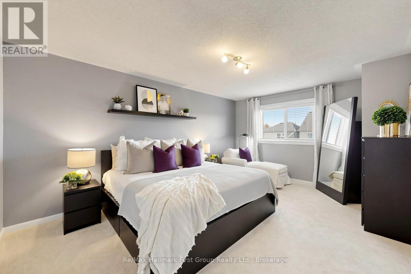 27 ROBIDEAU PLACE - 20