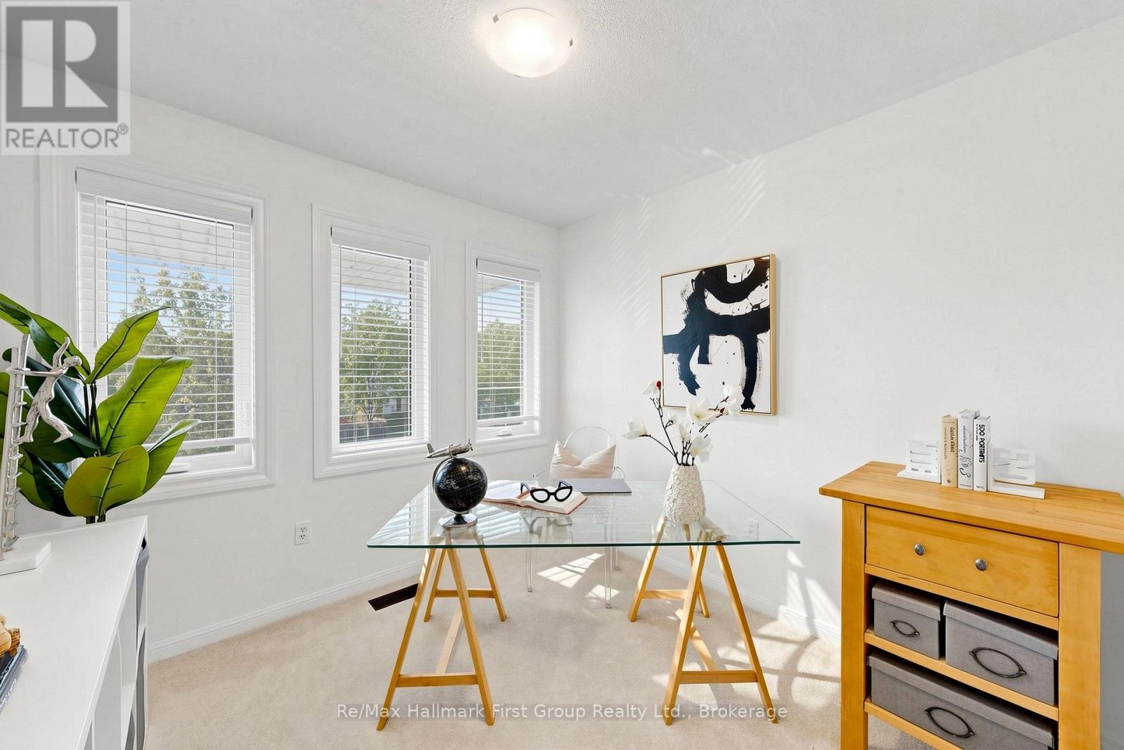 27 ROBIDEAU PLACE - 28