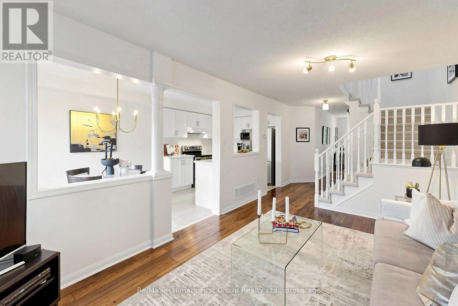 27 ROBIDEAU PLACE - 9
