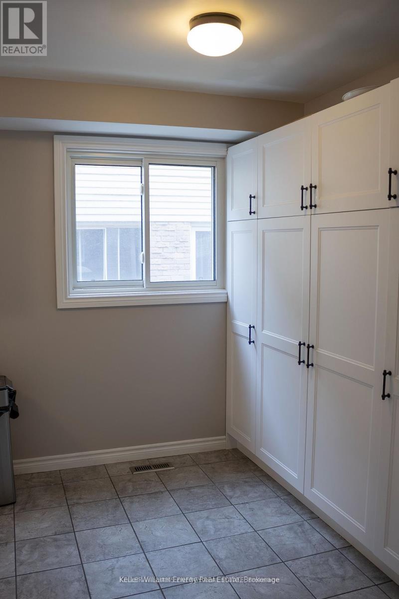 683 GRANDVIEW DRIVE - 2