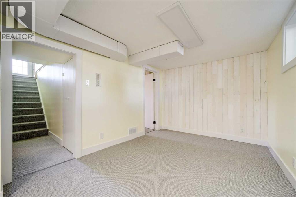 1236 8A Avenue S - 26