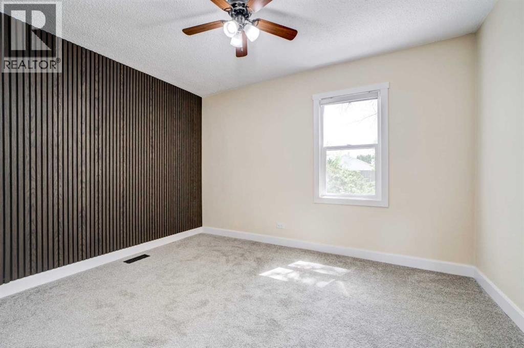 1236 8A Avenue S - 14