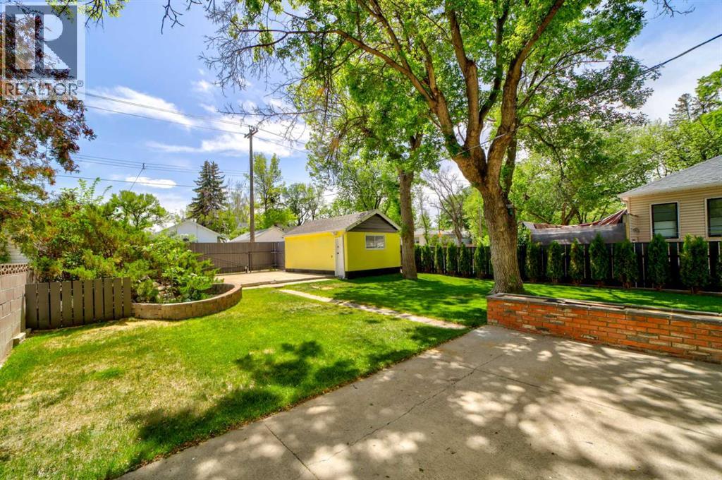 1236 8A Avenue S - 38