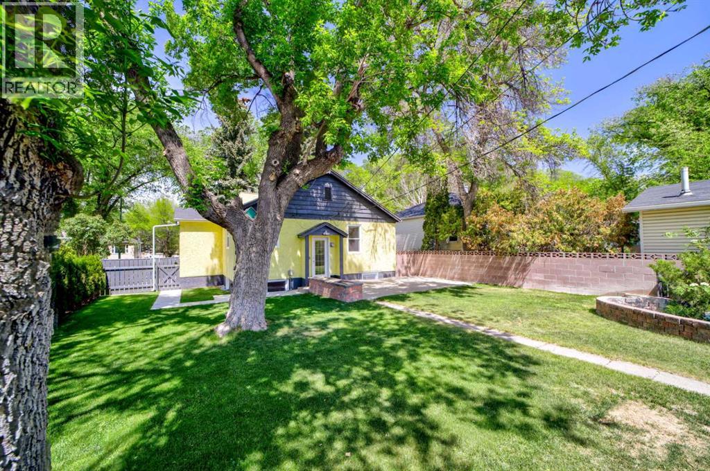 1236 8A Avenue S - 40