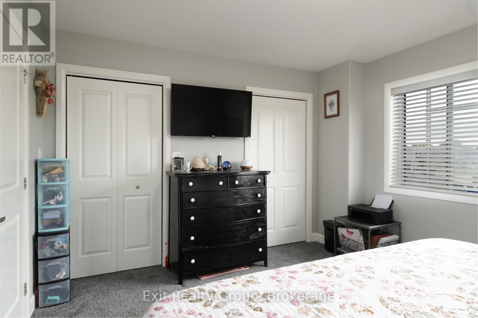 7 DEWAL PLACE - 10