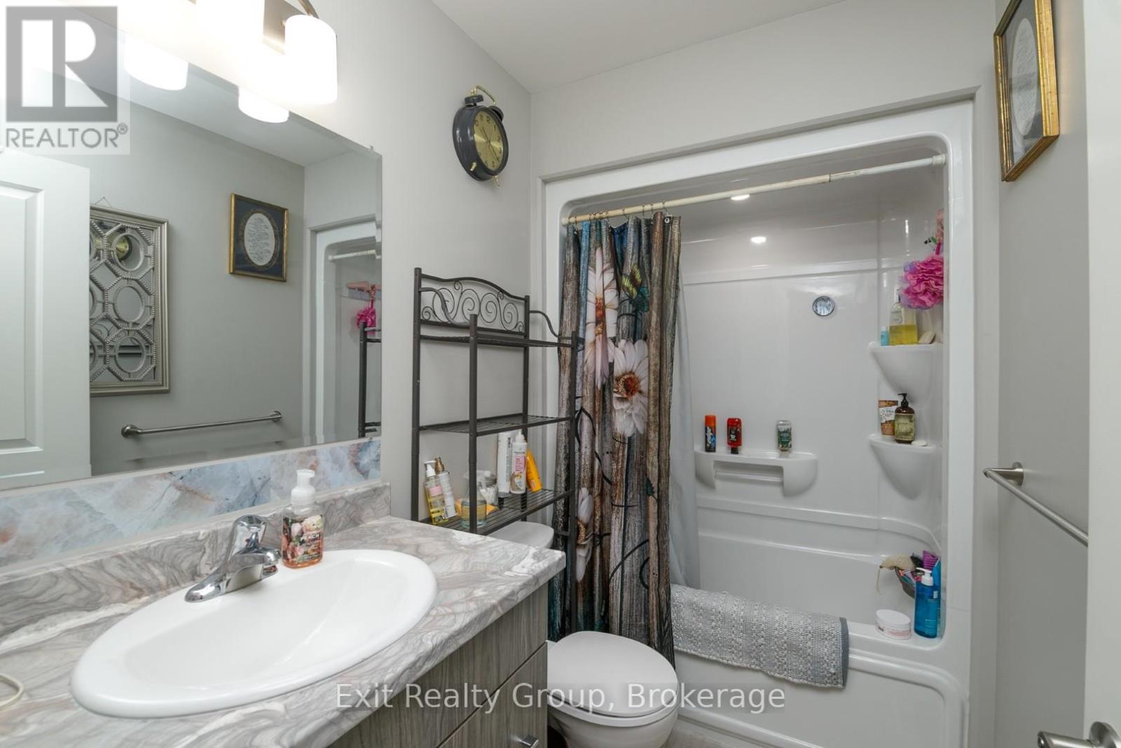 7 DEWAL PLACE - 15