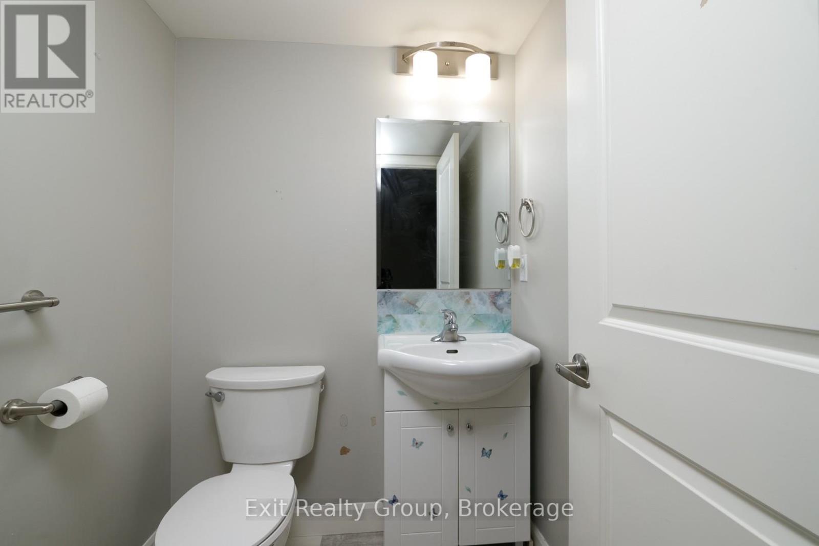 7 DEWAL PLACE - 16