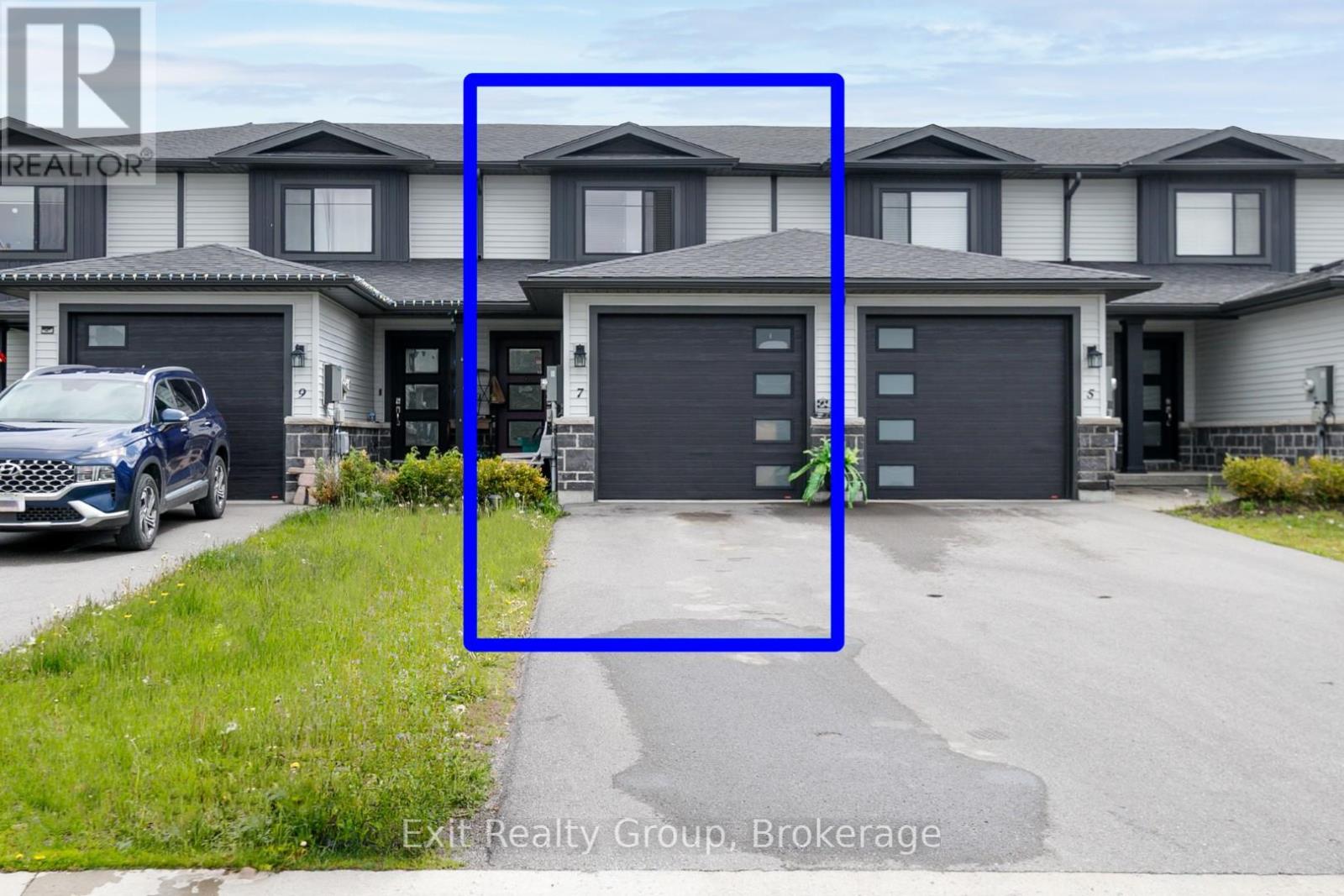 7 DEWAL PLACE - 18