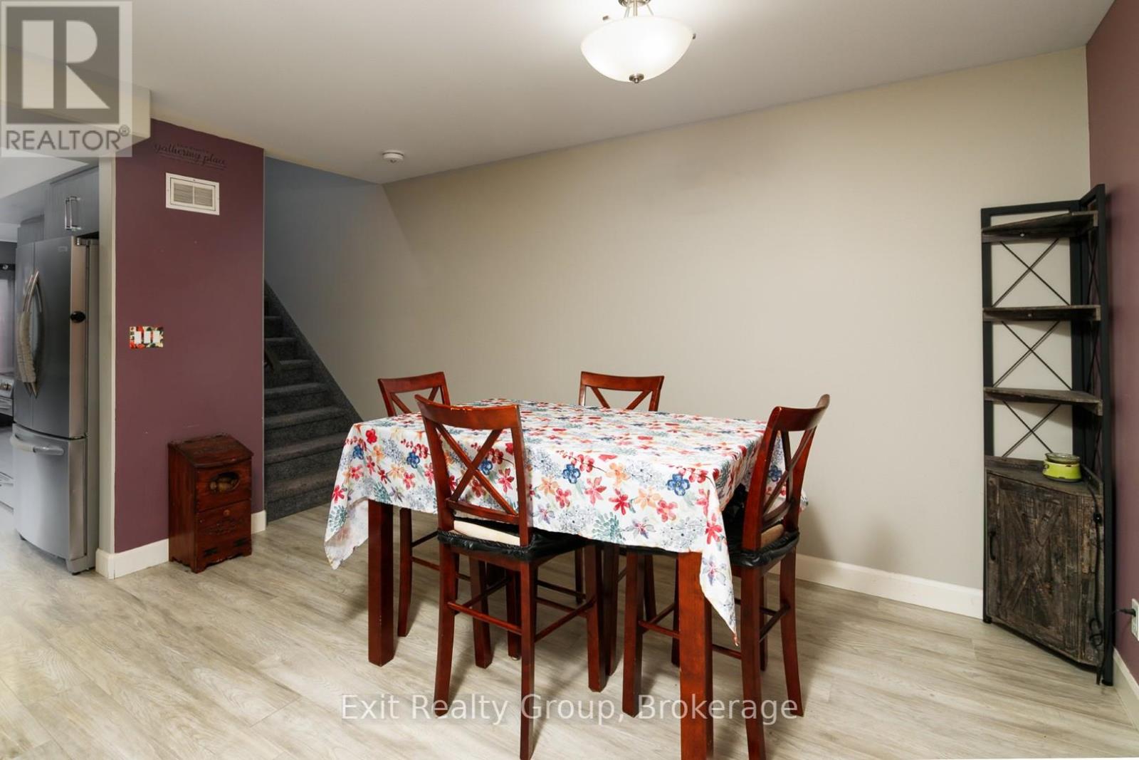 7 DEWAL PLACE - 3