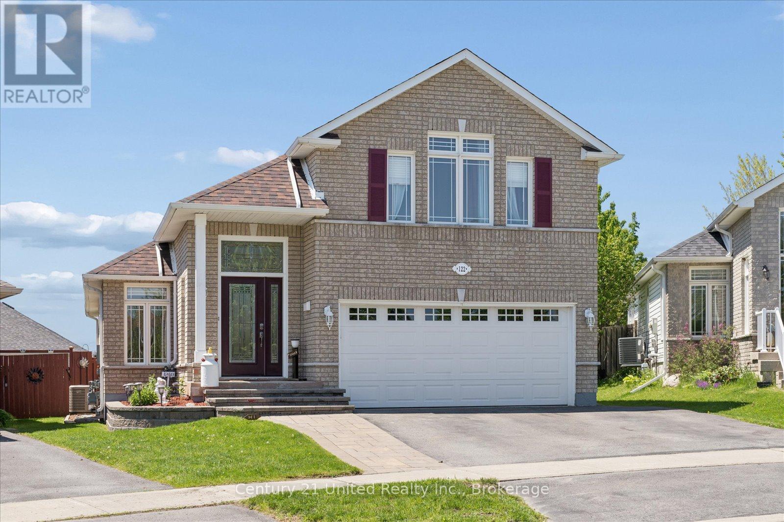 122 PARCELLS CRESCENT - 1