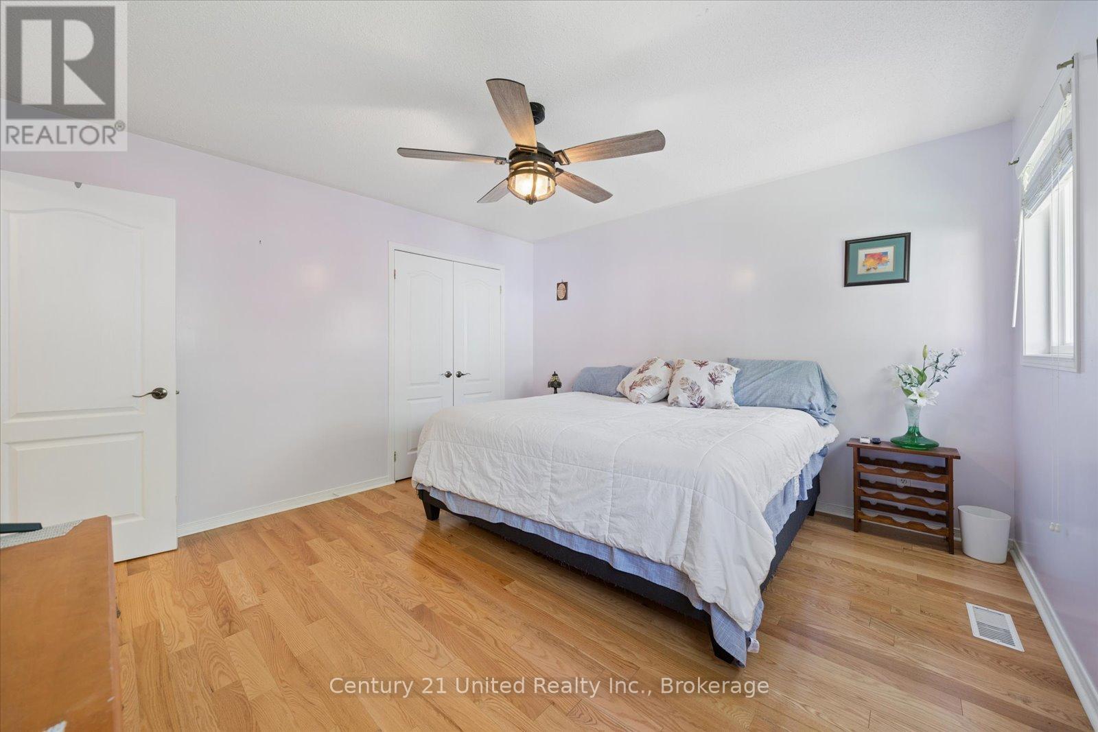 122 PARCELLS CRESCENT - 23