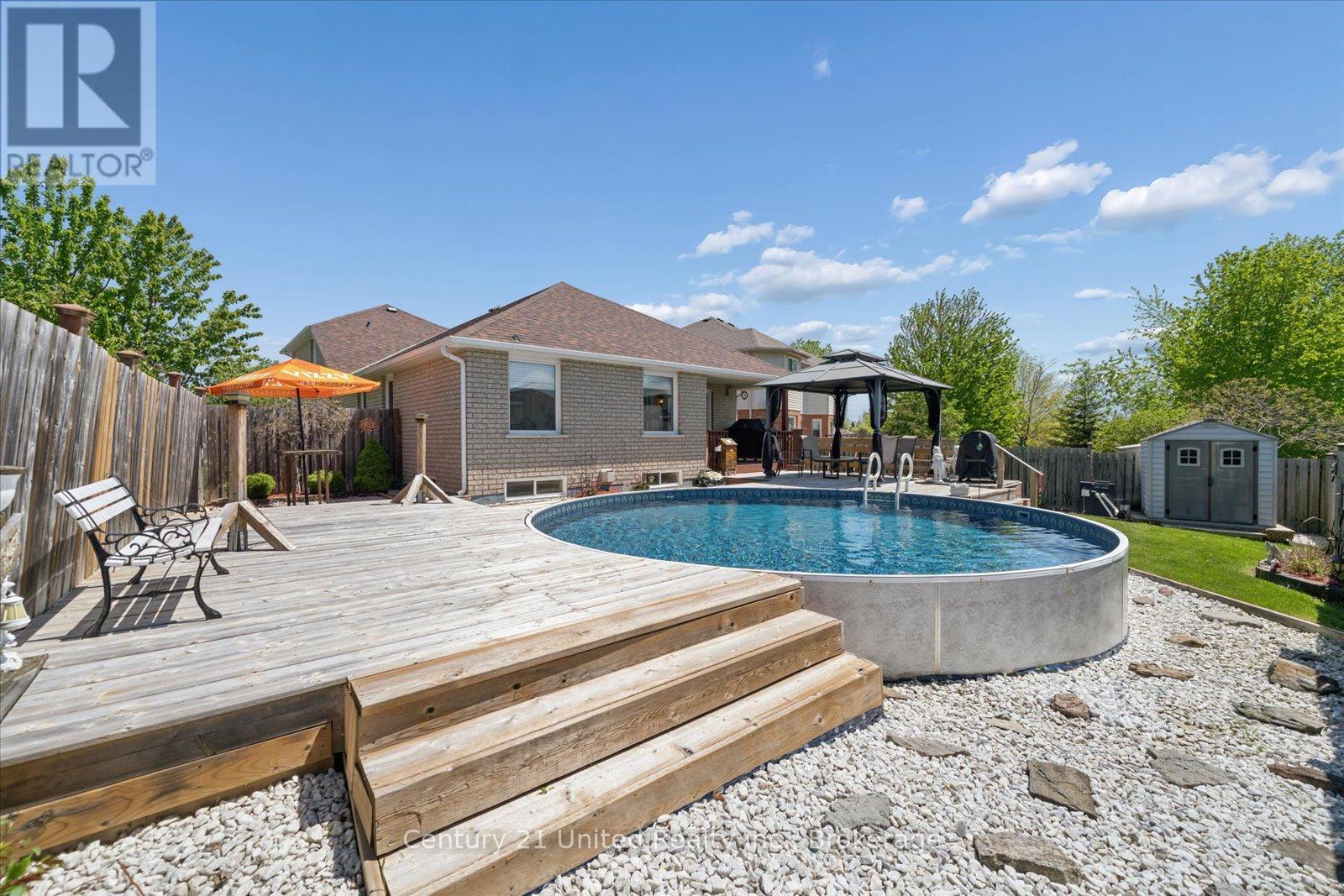 122 PARCELLS CRESCENT - 49