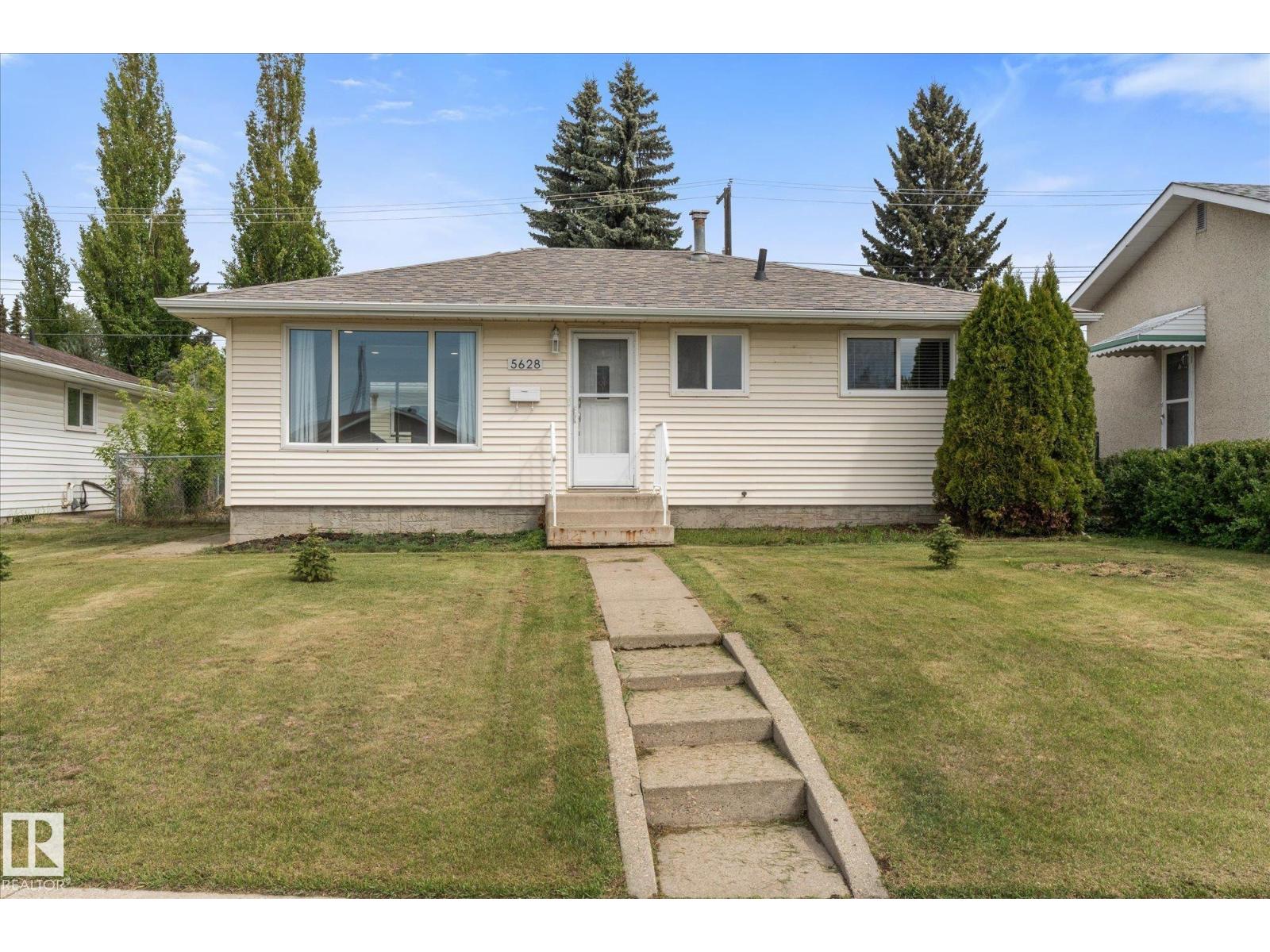 5628 140A AV NW - 6