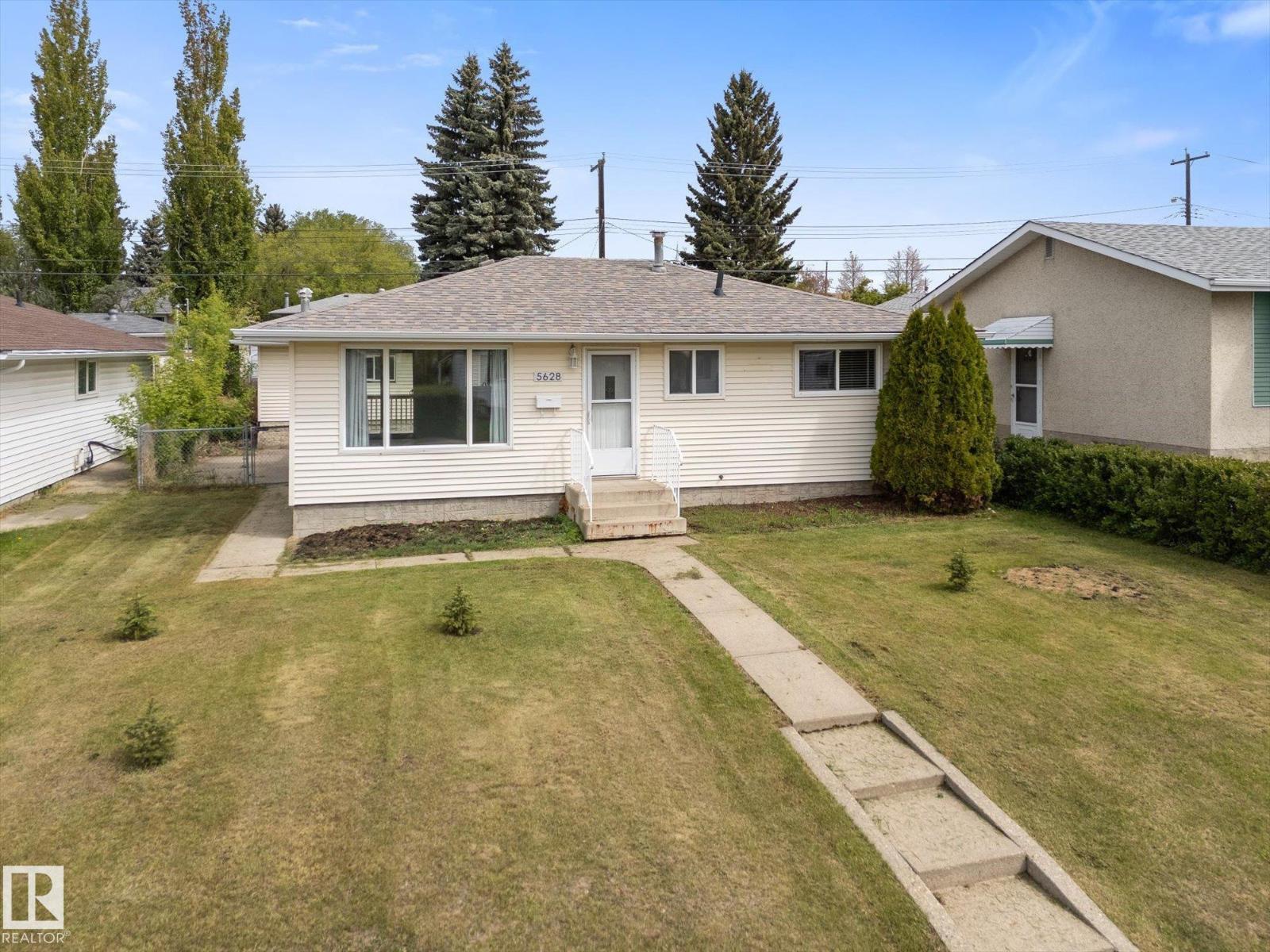 5628 140A AV NW - 5