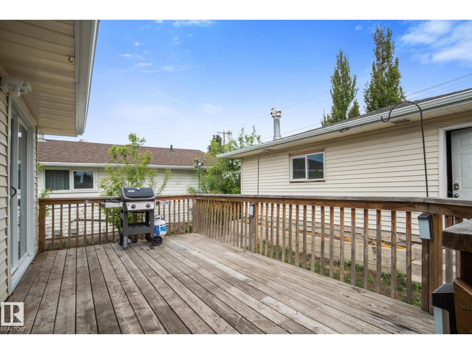 5628 140A AV NW - 30