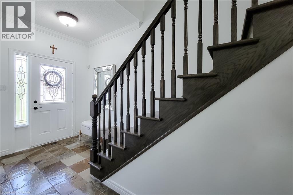 #2 232 STONEHENGE Drive - 10