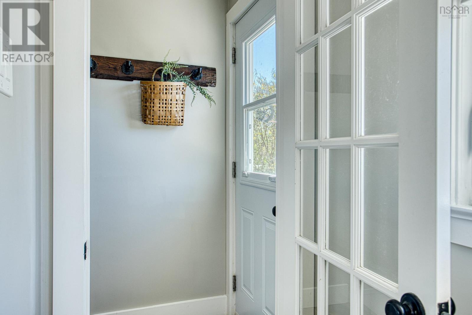 142 Frederick Avenue - 34