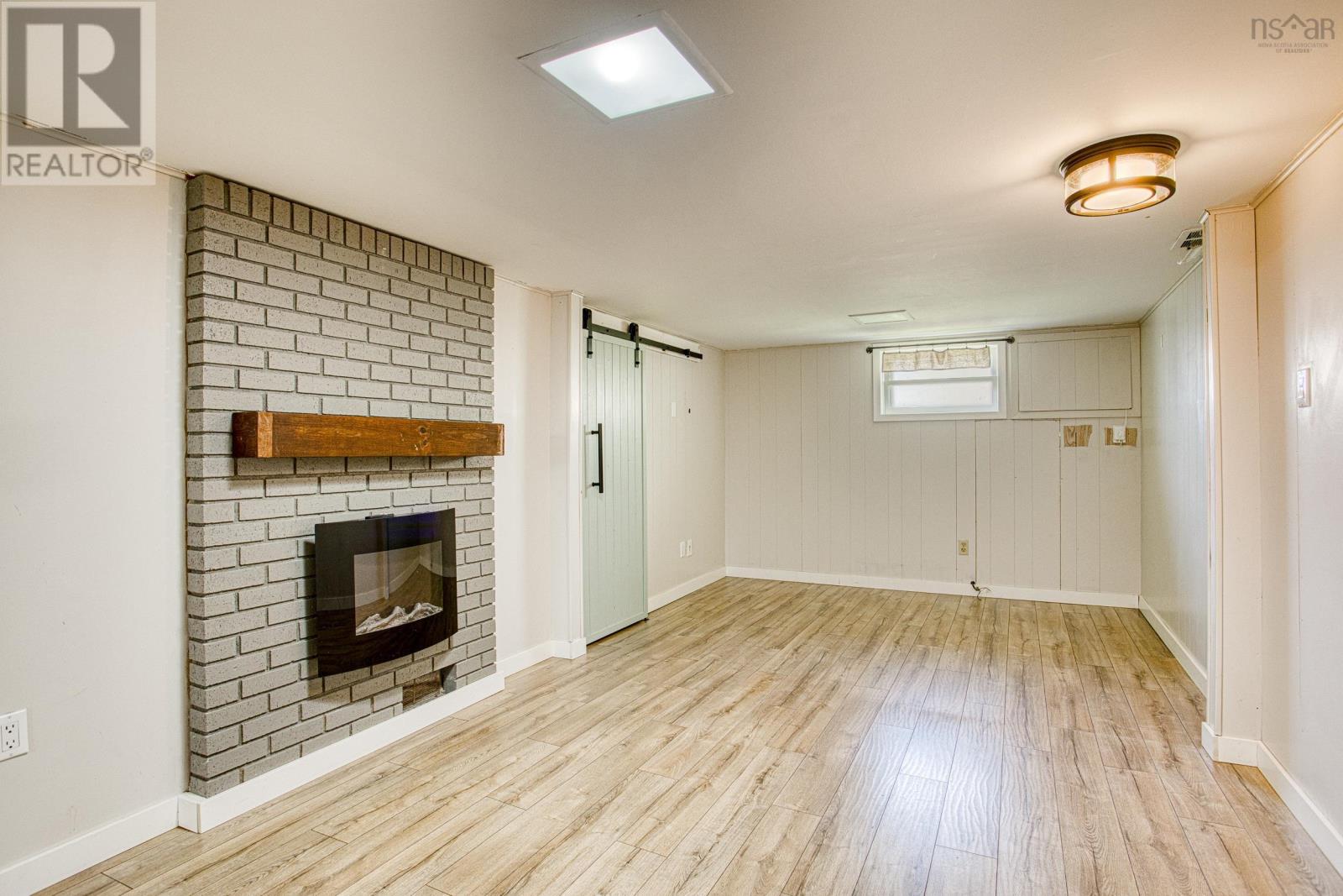 142 Frederick Avenue - 35