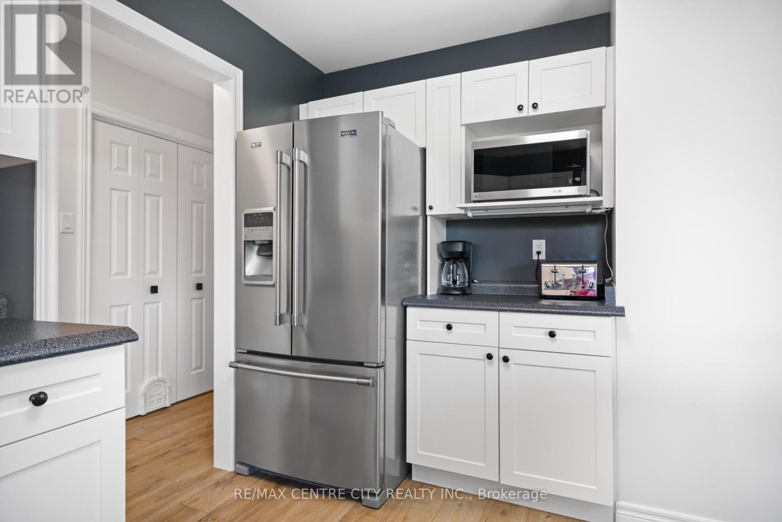85 DONKER DRIVE - 15