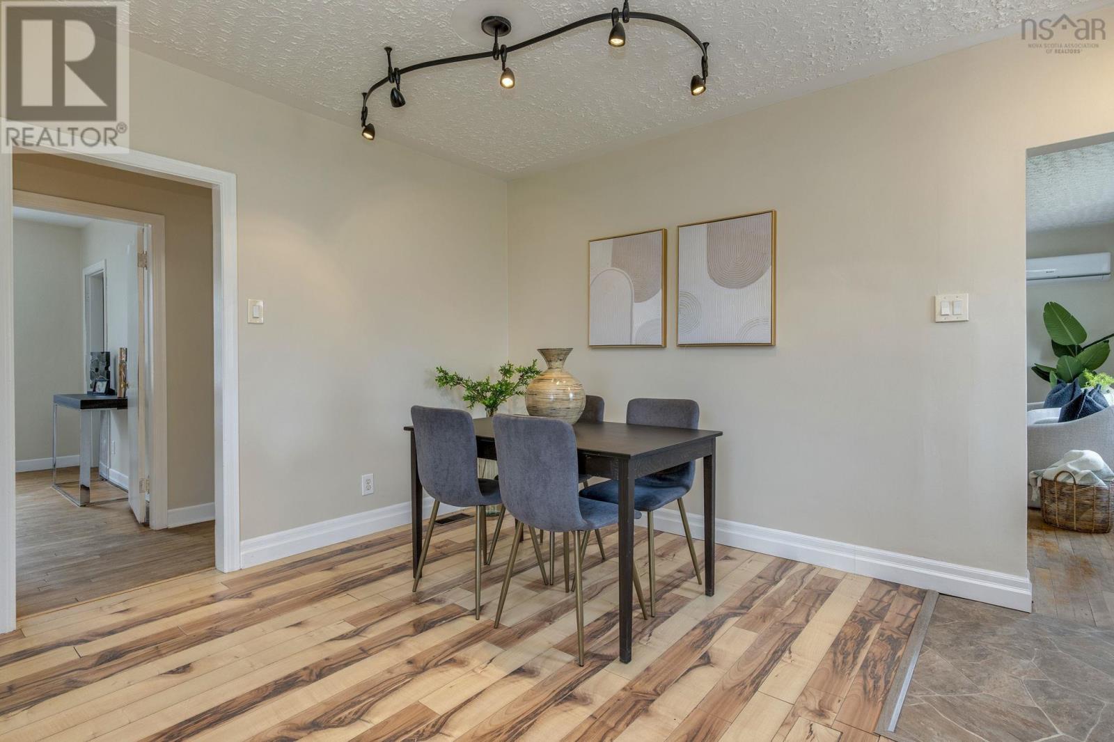 Property 30 of 36 of 5 Birchfield Crescent