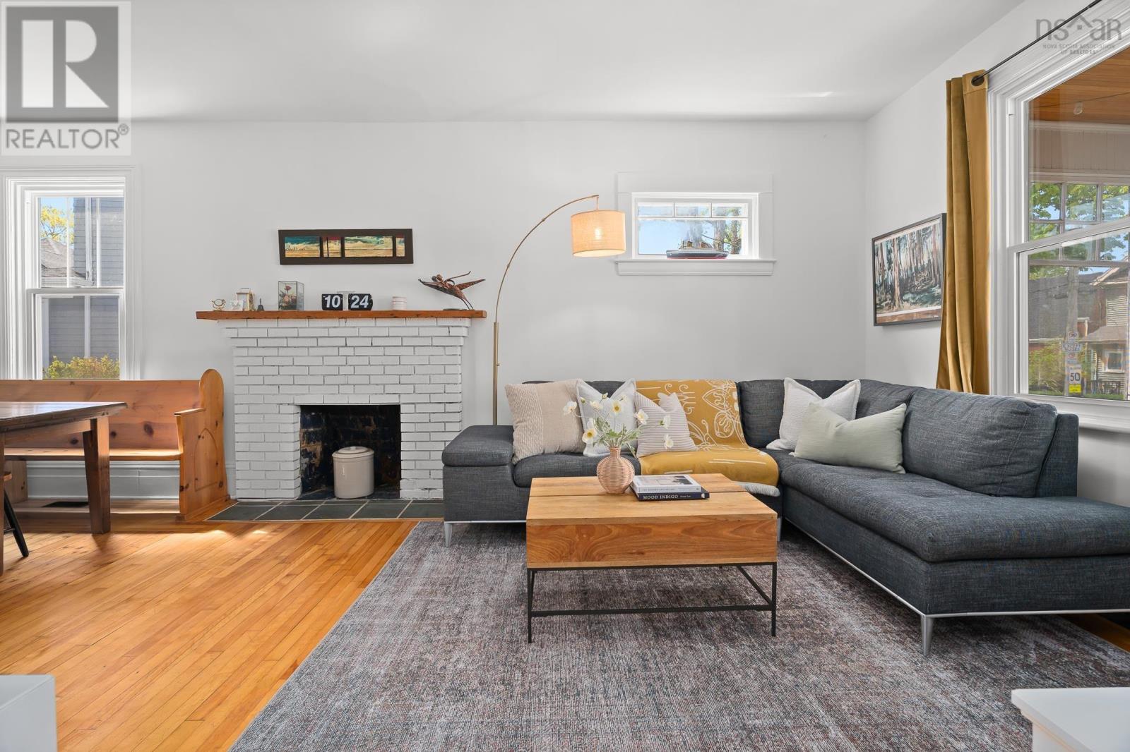 9 Hawthorne Street - 2