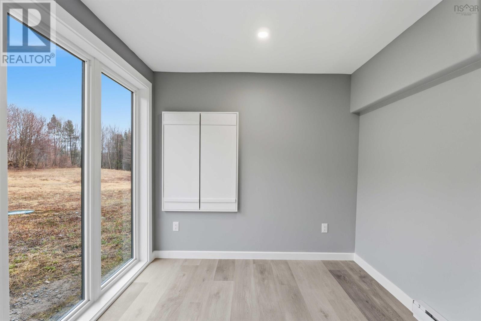 Property 48 of 51 of 1272 Hilltown Road