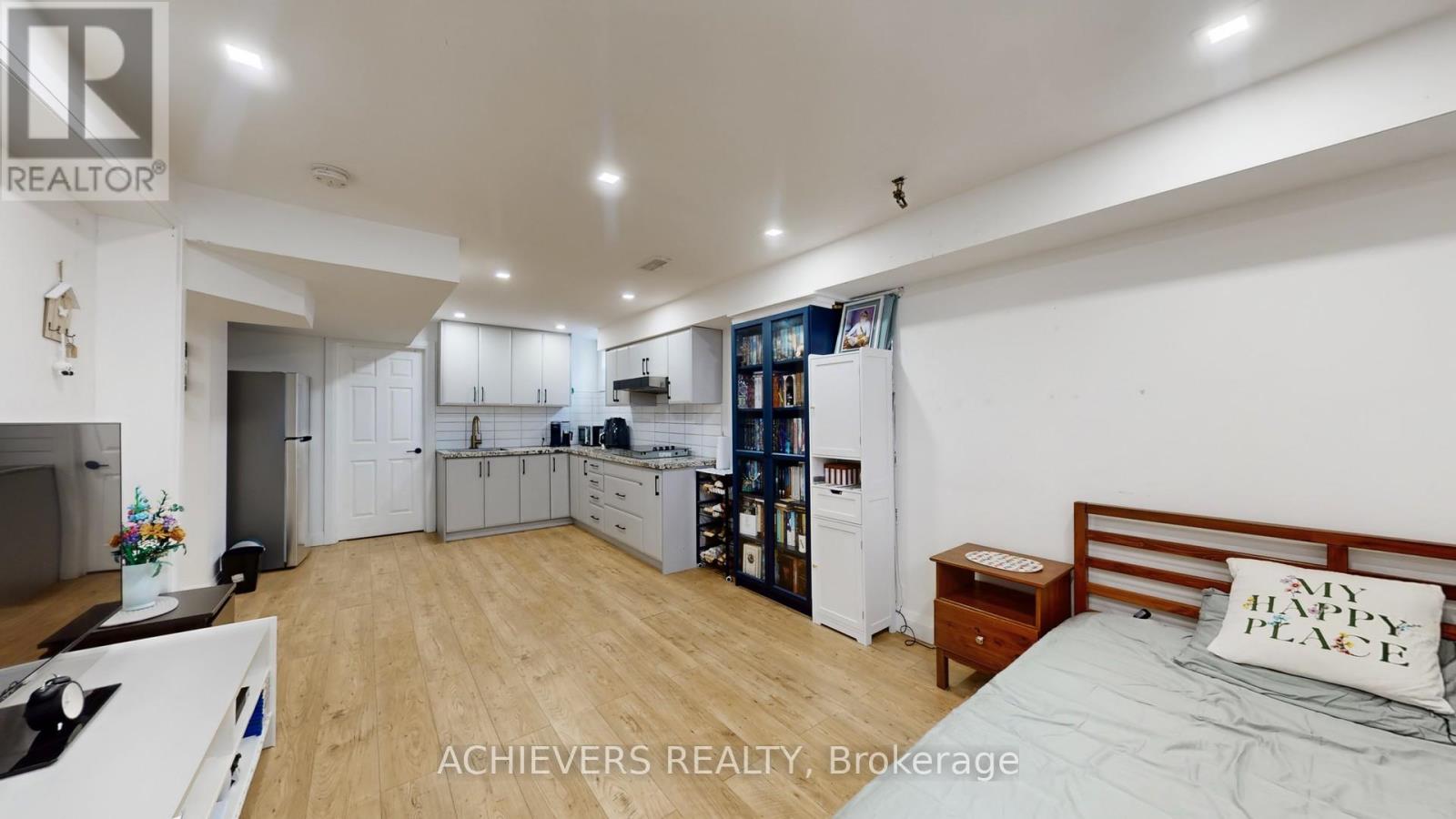 19 THRUSHWOOD DRIVE - 46