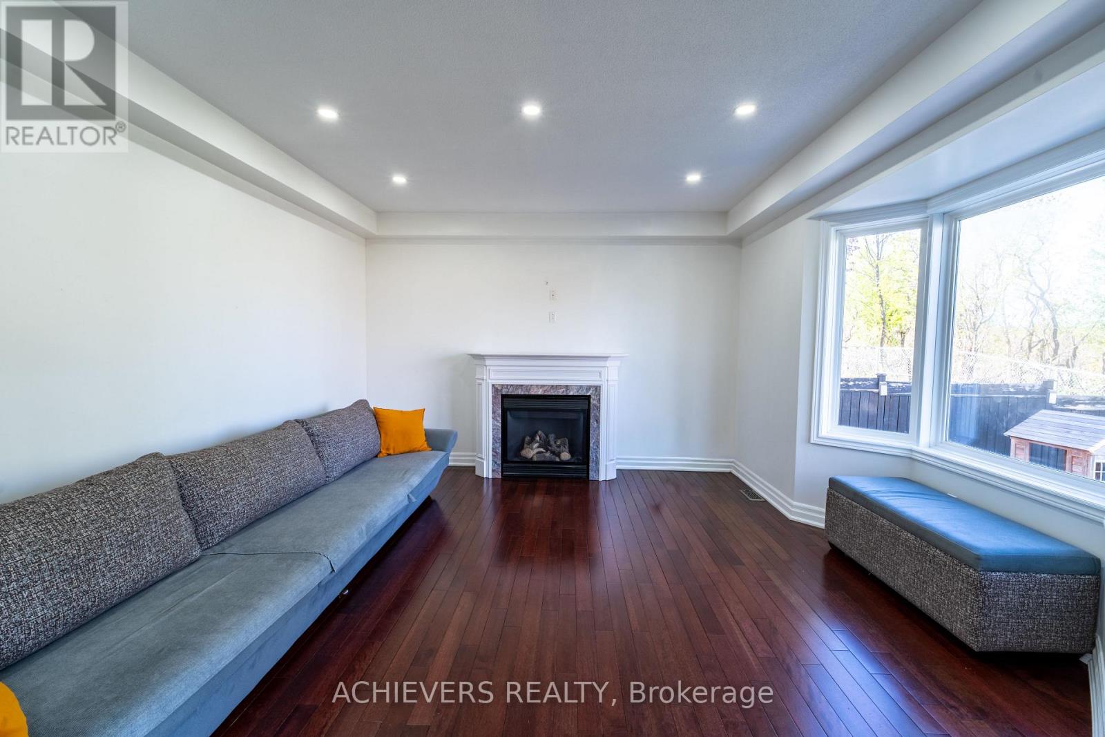 19 THRUSHWOOD DRIVE - 14