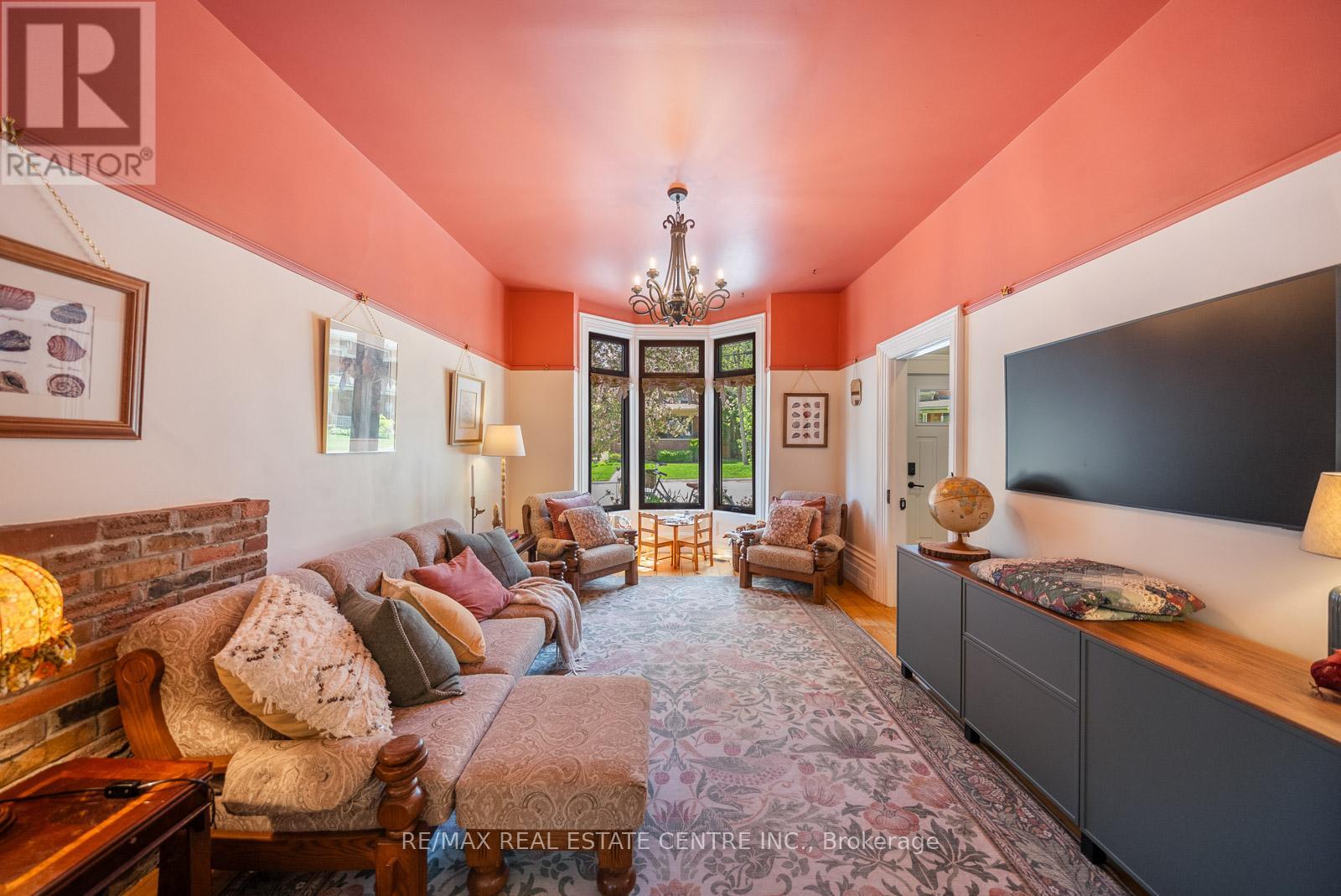 61 MILL STREET - 10