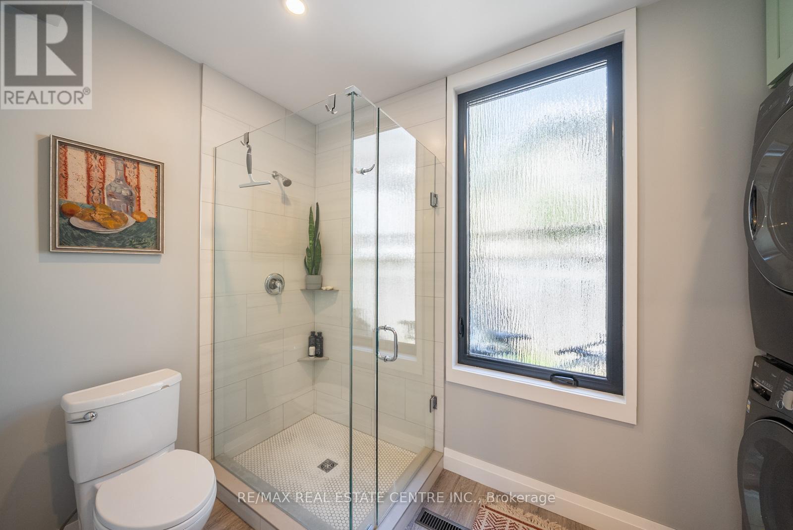 61 MILL STREET - 32