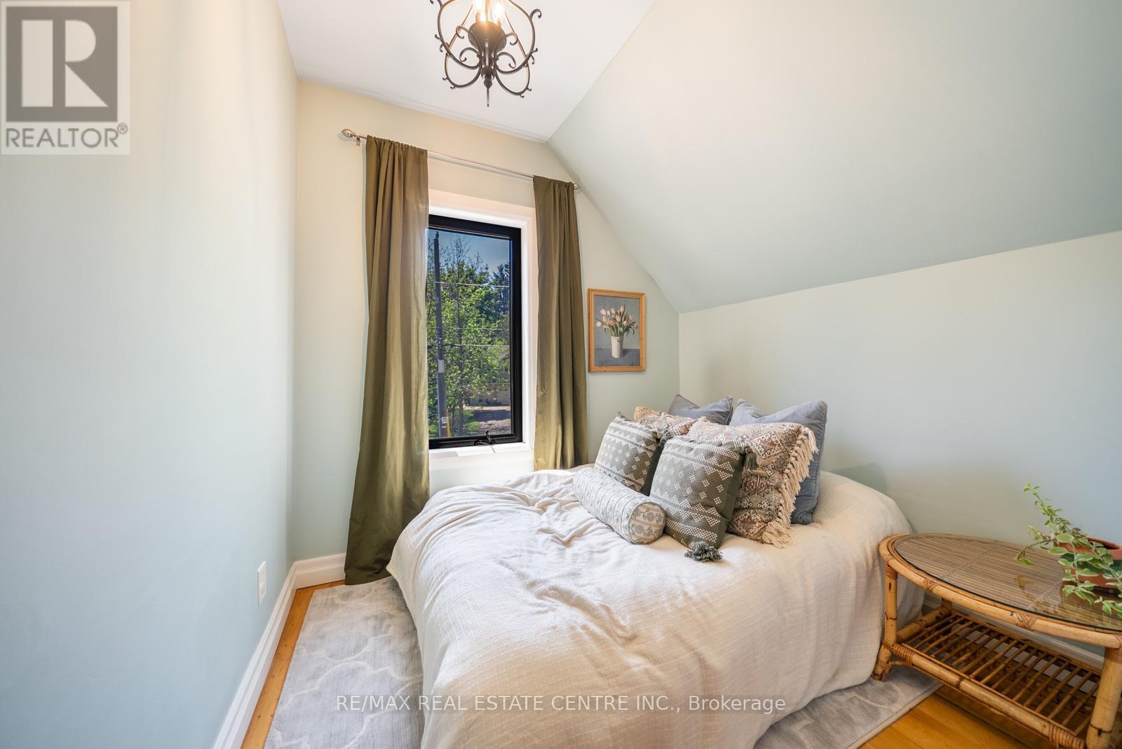 61 MILL STREET - 34