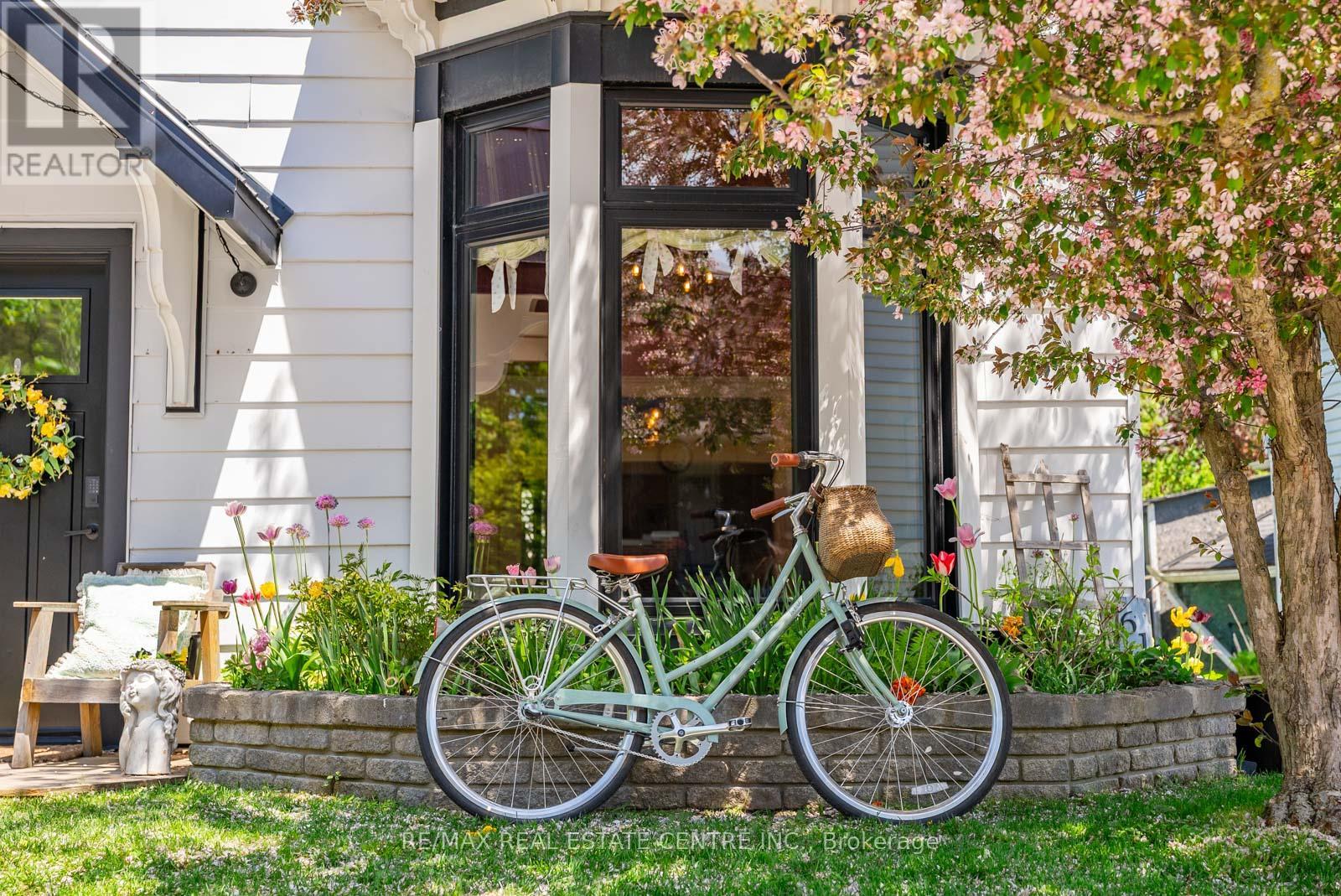 61 MILL STREET - 5