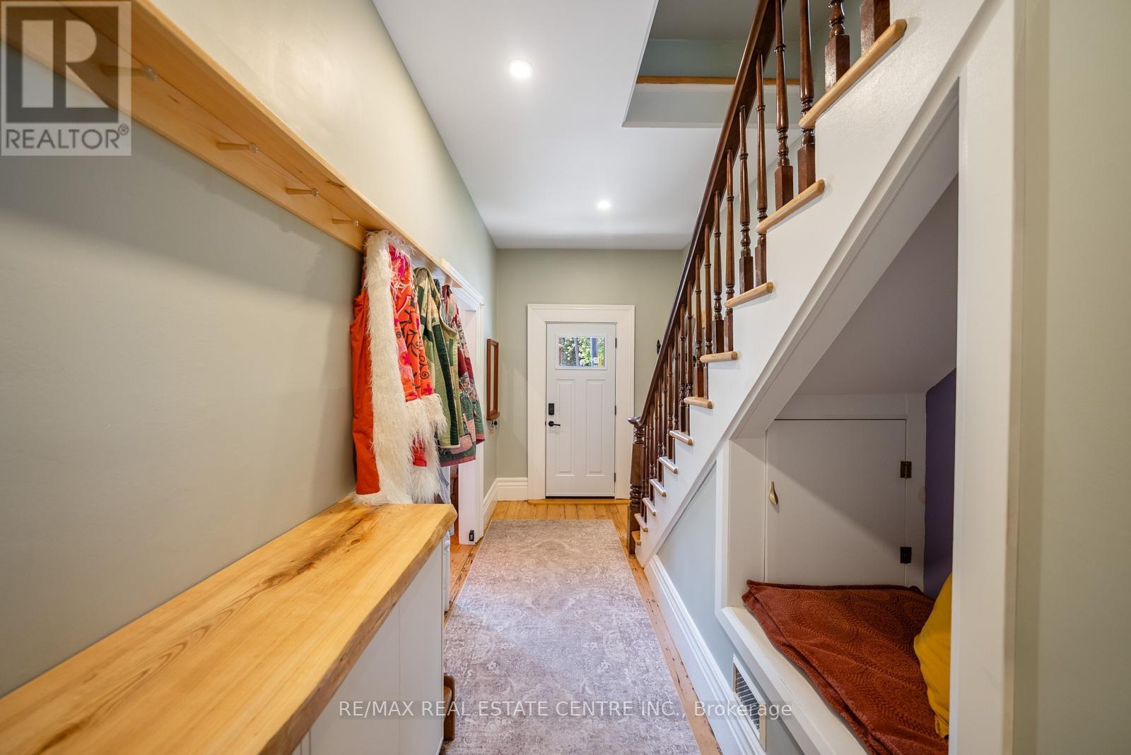 61 MILL STREET - 8