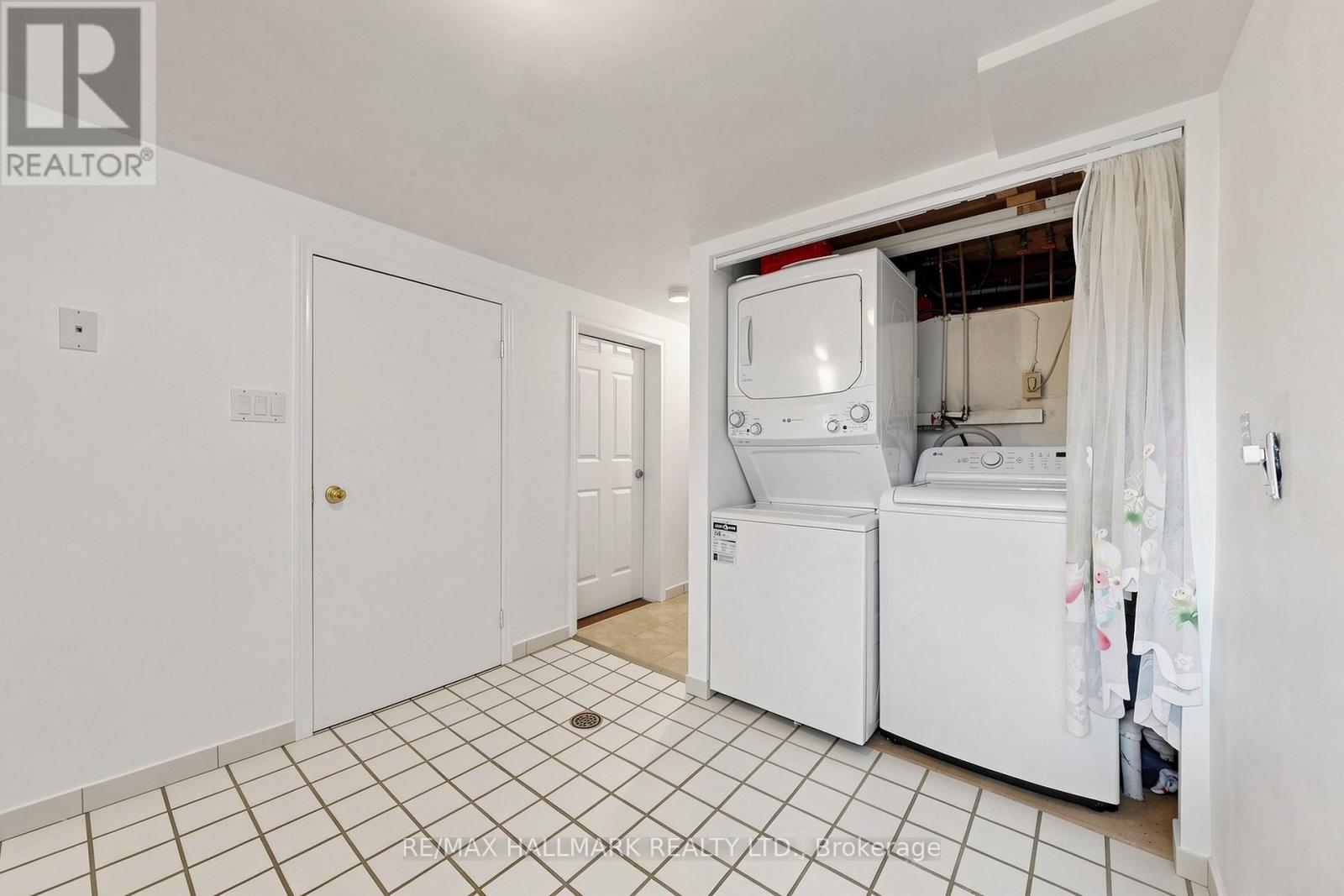 26 SIXTEENTH STREET - 26