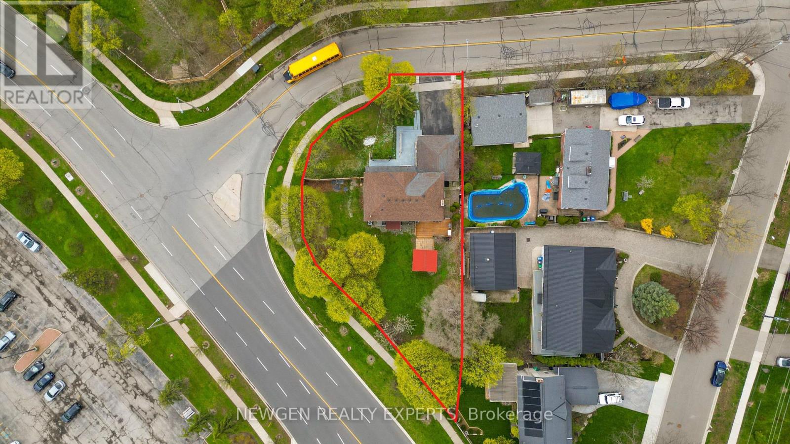 2147 FIFTH LINE W - Image 3