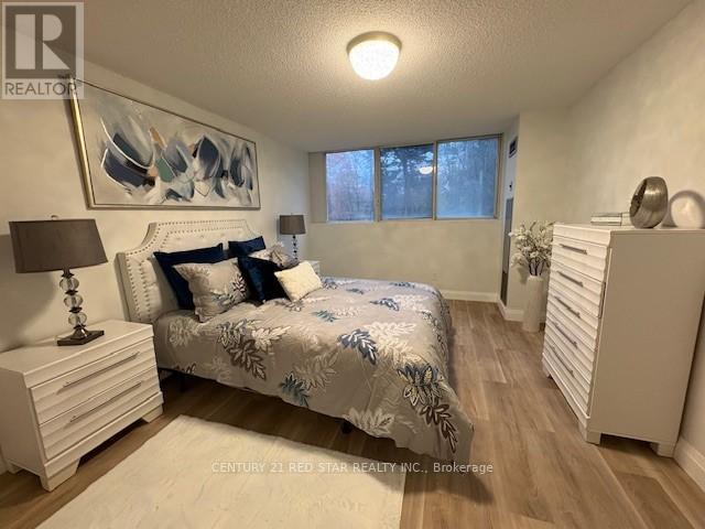 #107 3695 KANEFF CRESCENT - 11