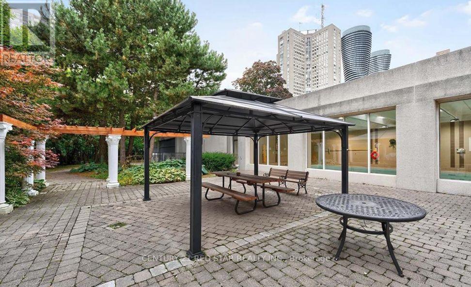 #107 3695 KANEFF CRESCENT - 20
