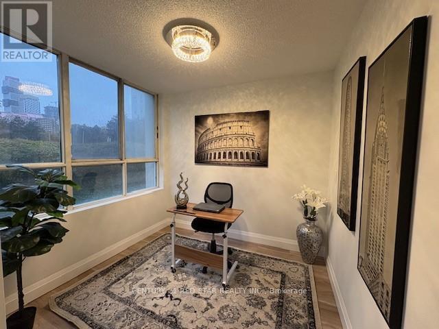 #107 3695 KANEFF CRESCENT - 4