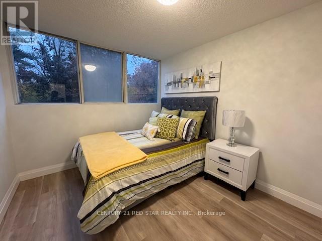 #107 3695 KANEFF CRESCENT - 9
