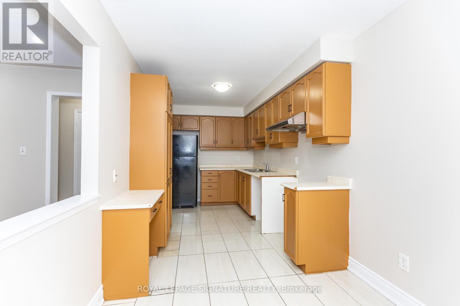 60 BLUE SPRUCE STREET - 17