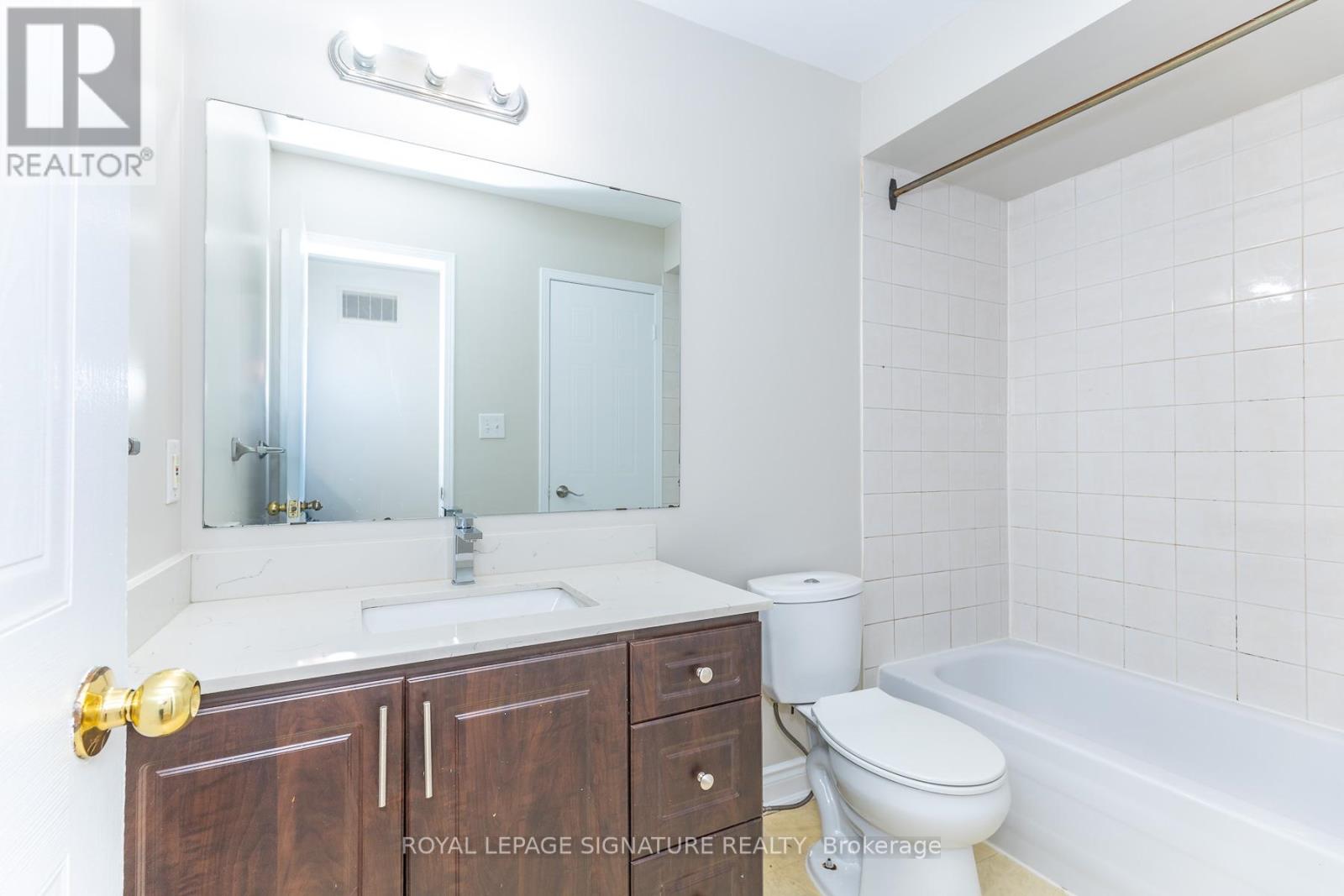 60 BLUE SPRUCE STREET - 28