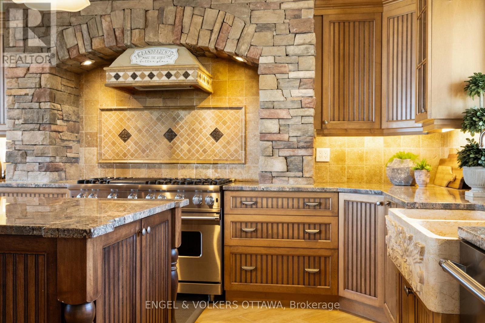 2659 RIVER ROAD - 20
