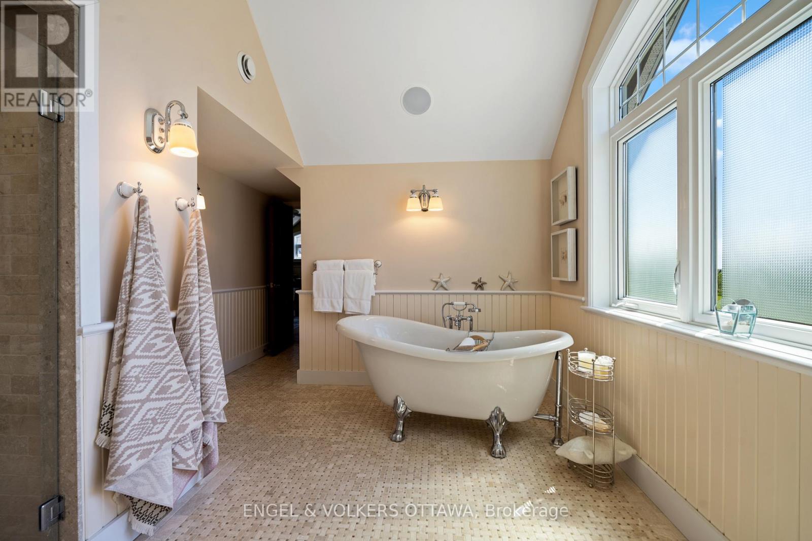 2659 RIVER ROAD - 35